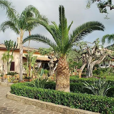 Villa- Mariposa Villa *